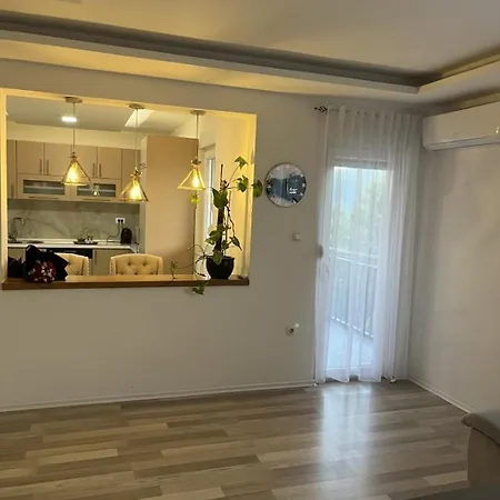 Skywalk House Mostar
