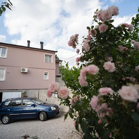 Skywalk House Feriehus