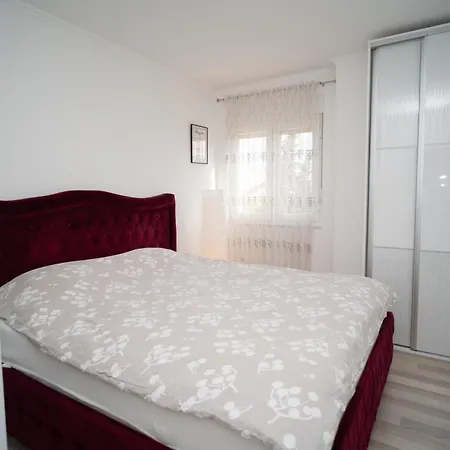 Skywalk House Tatil Evi Mostar