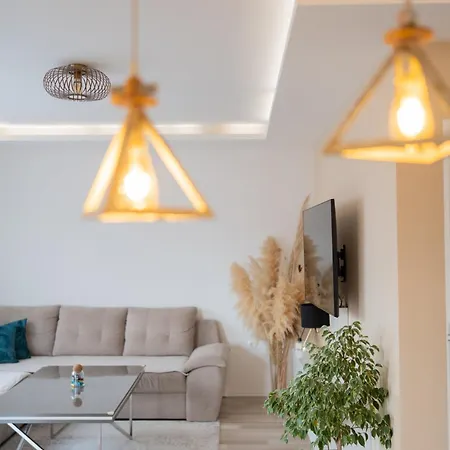 Skywalk House Tatil Evi Mostar