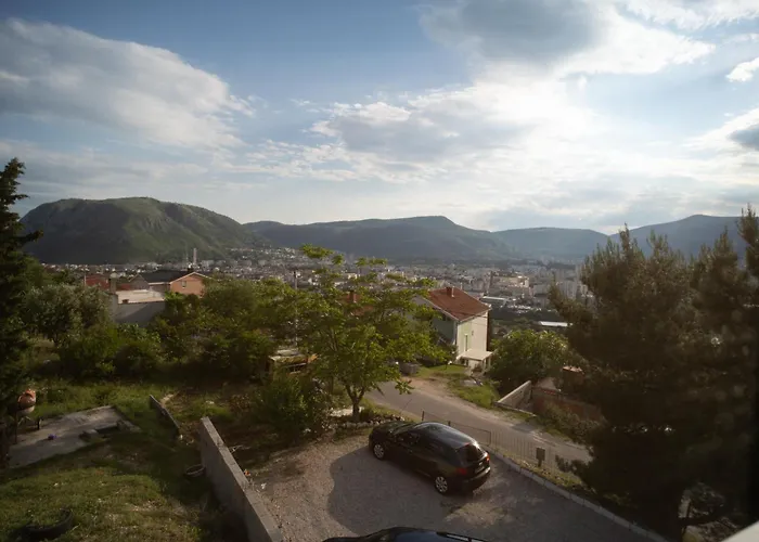 Semesterbostad Skywalk House Mostar