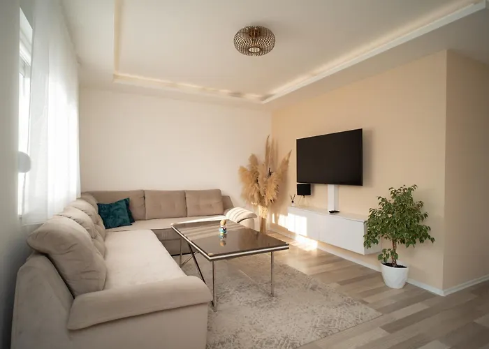 Skywalk House Mostar